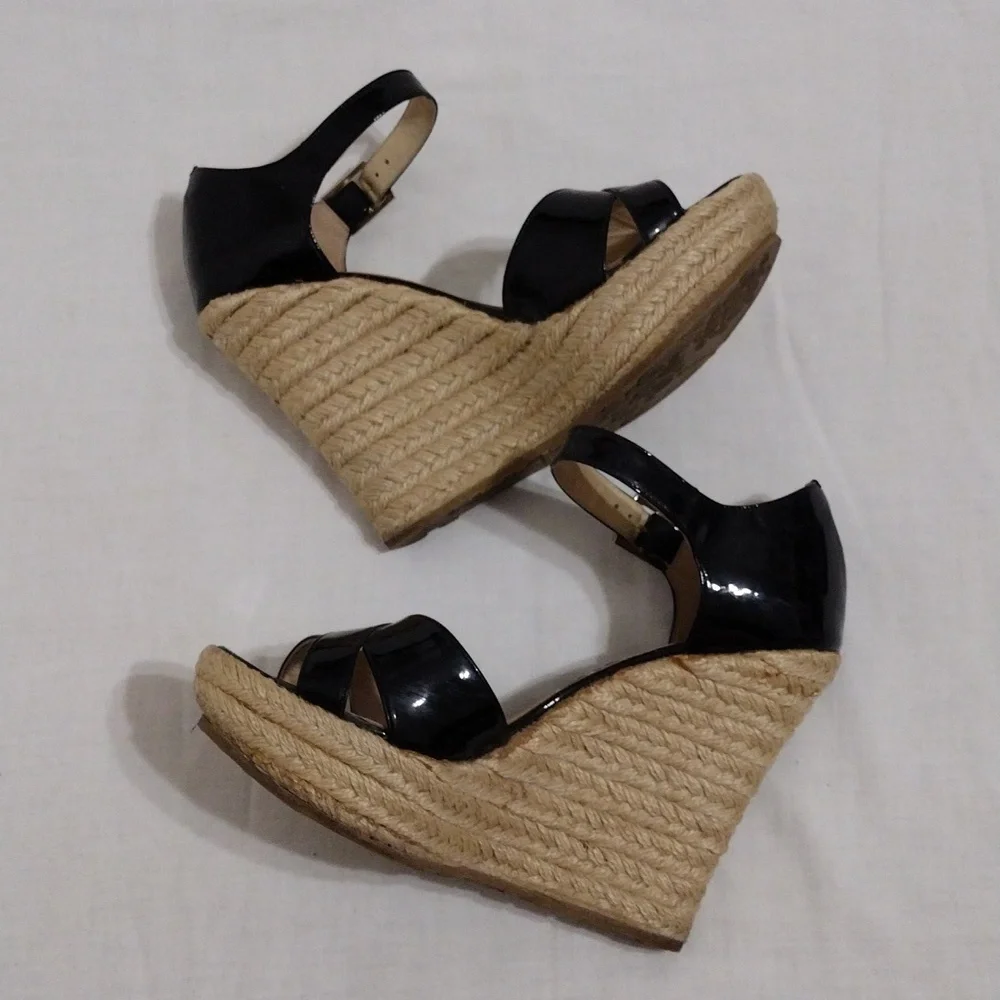 Jimmy Choo Designer Paisley Patent Leather Wedge Sandals Ankle Strap US 6 Chic